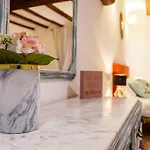 Appartement Lovely Duplex In Old Town *