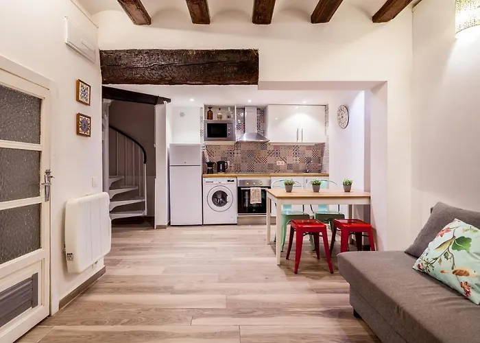 Lovely Duplex In Old Town Апартаменты